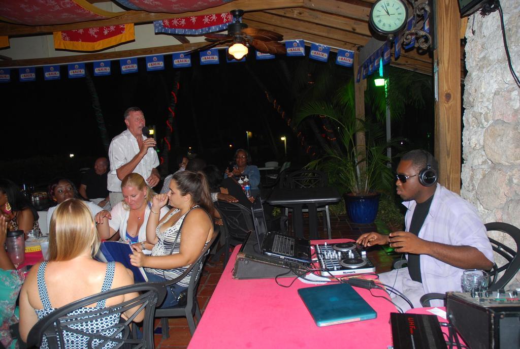 Sunrise Beach Club And Villas - Paradise Island Εξωτερικό φωτογραφία